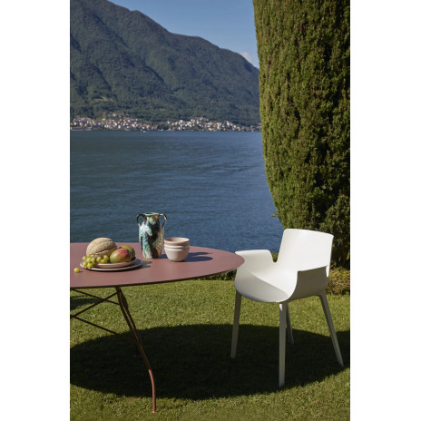 Table Glossy outdoor / plateau oval